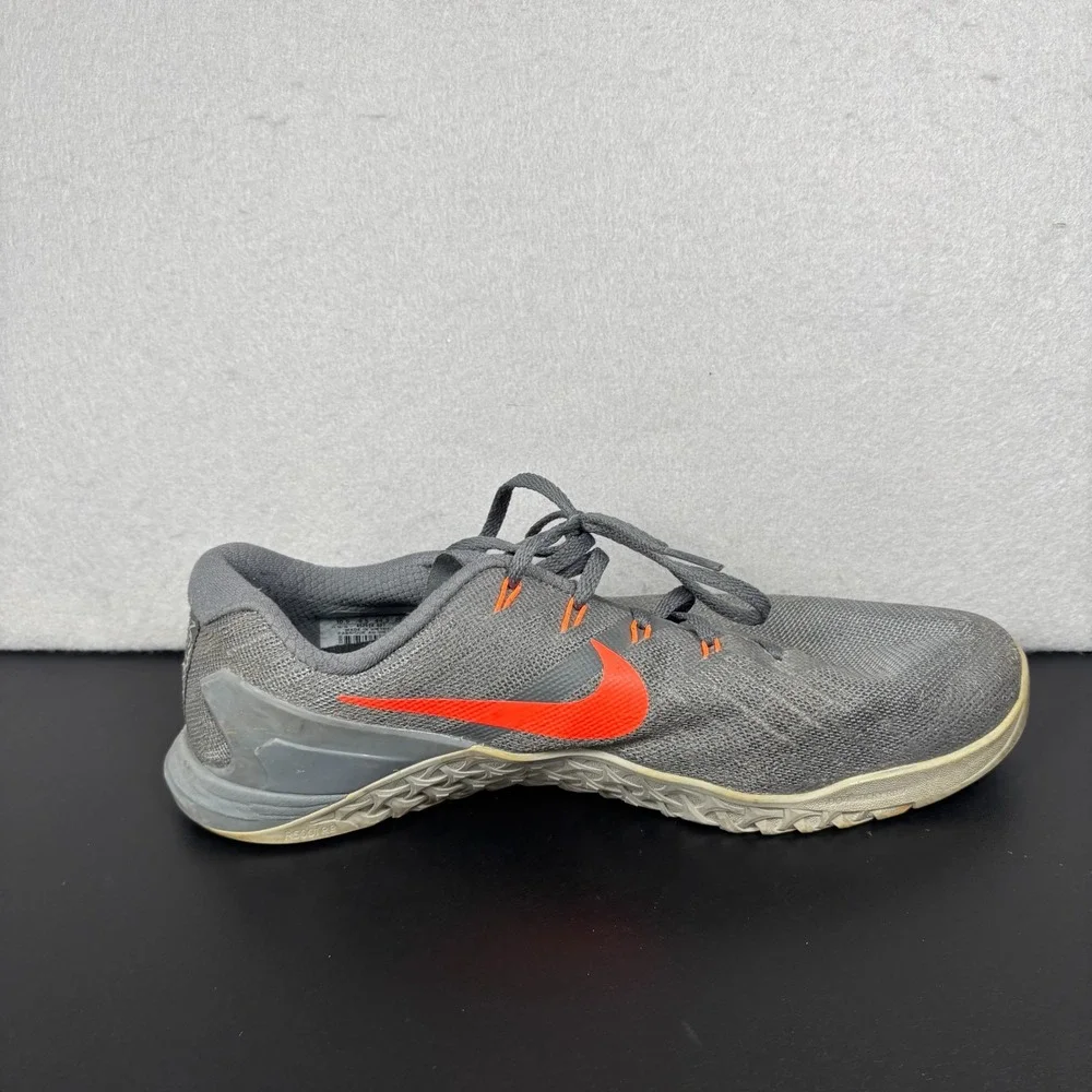 Nike Mens Metcon 3 Training Shoes Gray Orange 852928-007 Mens 10.5 Crossfit